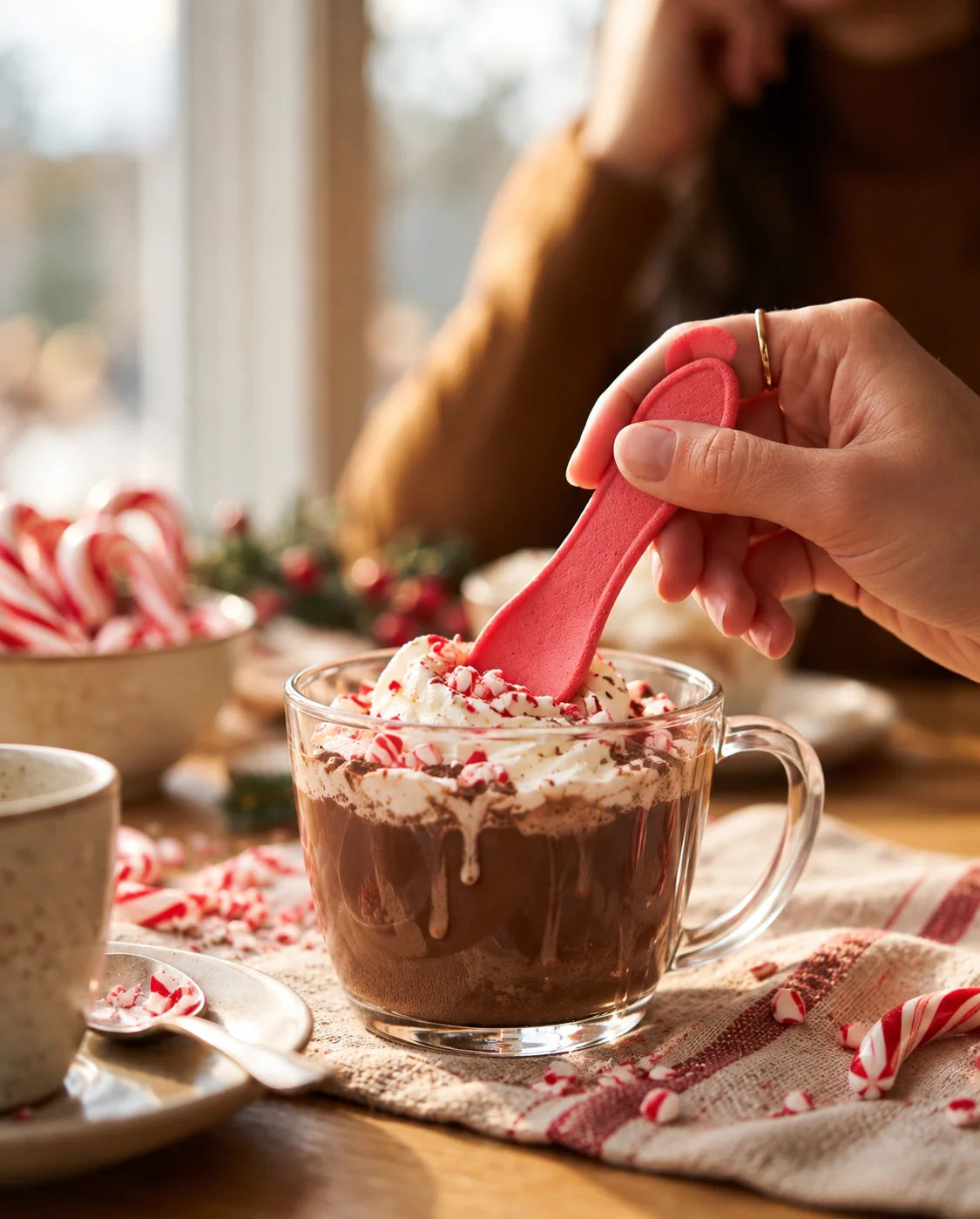 Candy Cane flavored edible spoon snack by Double Dip Chips, LLC, product photo 2